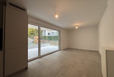2190 - Studio neuf au rez-de-chaussée