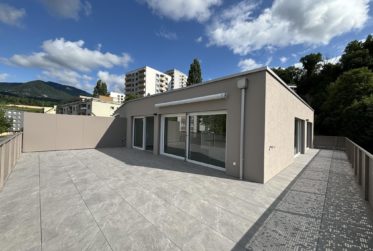 2190 - n°32 - Appartement de 3.5 pièces en attique au 3ème étage