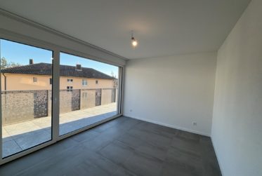 2190 - n°32 - Appartement de 3.5 pièces en attique au 3ème étage